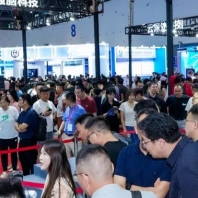 全球机器人2025年报出炉：中国以54%份额位列第一，这五个趋势将改写行业格局